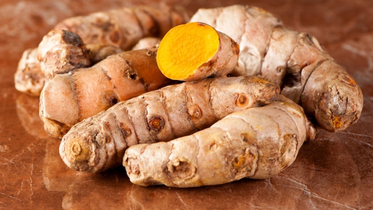 benefici della curcuma